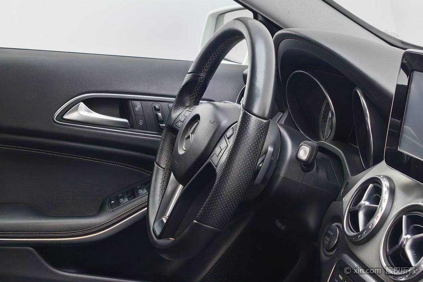 Mercedes-Benz GLA 2016 GLA 200 dong gan xing