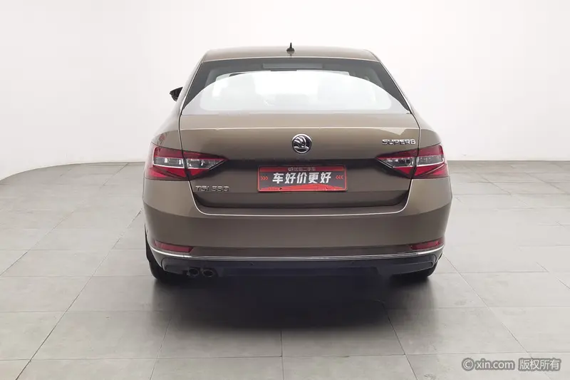 Skoda Superb — фото 3