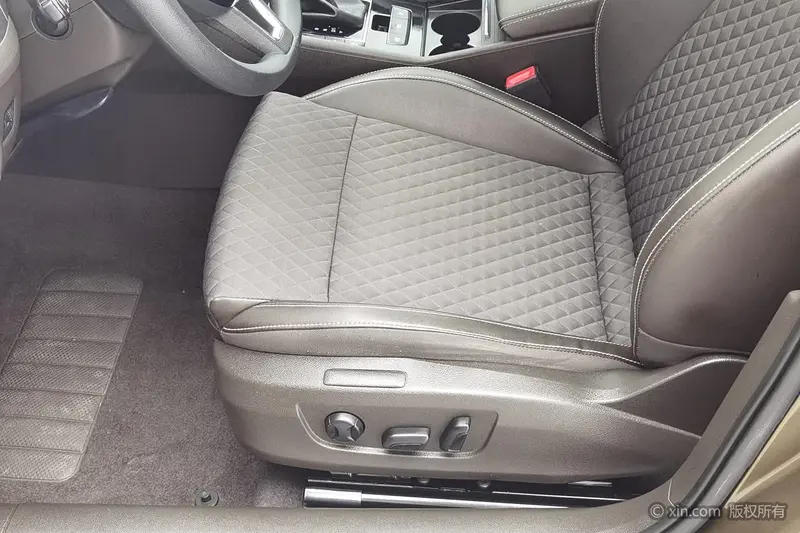 Skoda Superb — фото 13