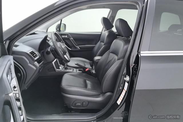 Subaru FORESTER 2016 2.5i — фото 17