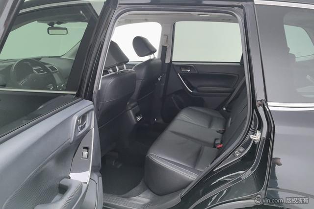Subaru FORESTER 2016 2.5i — фото 19