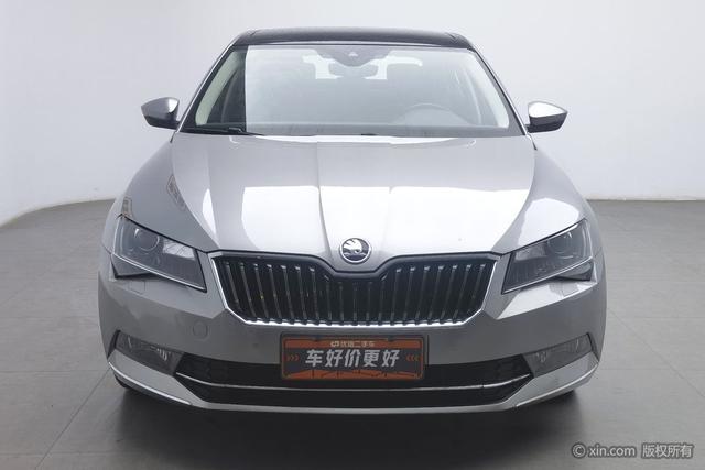 Skoda Superb 2018 TSI 330 DSG V — фото 2