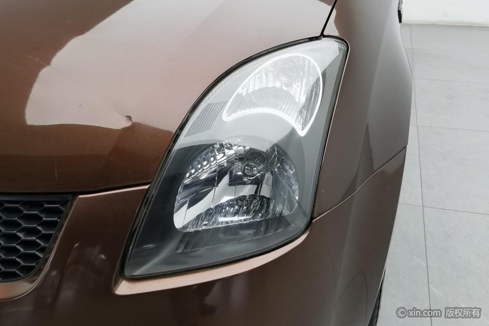 Suzuki Swift, фото 7