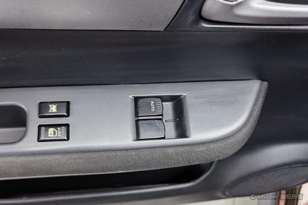Suzuki Swift, фото 10