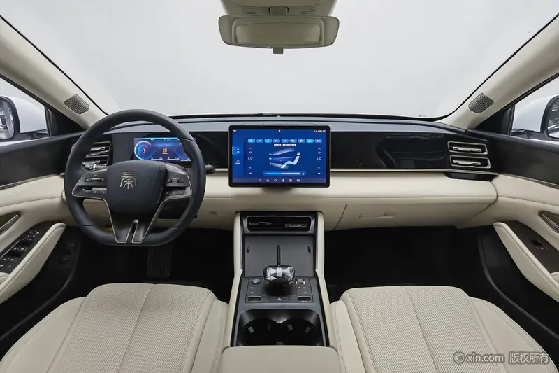 BYD Qin L — фото 8
