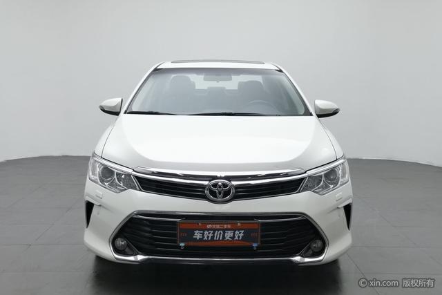 Toyota Camry 2016 2.5 G — фото 2