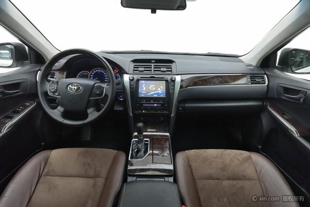 Toyota Camry 2016 2.5 G — фото 12