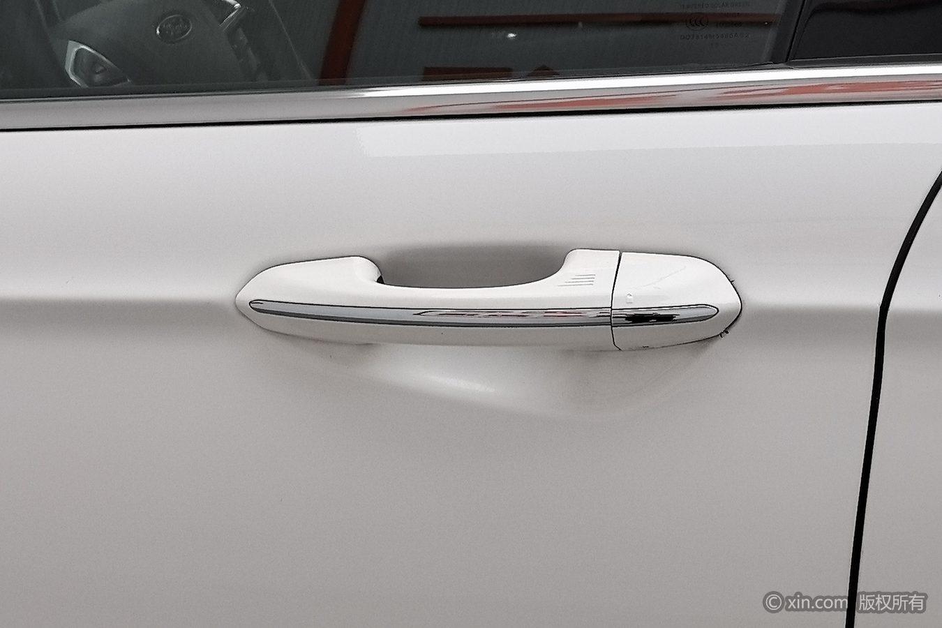 Ford Mondeo 2013 2.0L GTDi200 Fashion