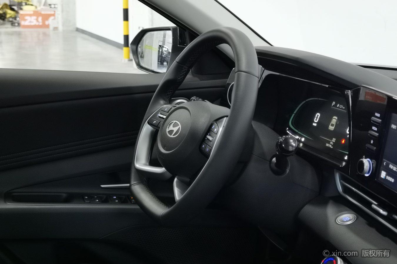 Hyundai Elantra id 4510896 из Китая 12