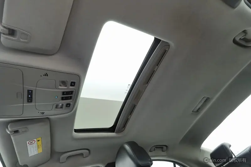 Chevrolet Malibu 2.4 L AT Flagship — фото 16