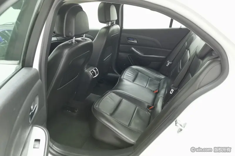 Chevrolet Malibu 2.4 L AT Flagship — фото 15