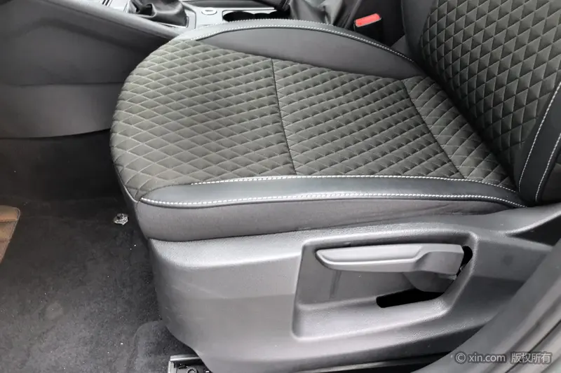 Skoda Octavia — фото 12