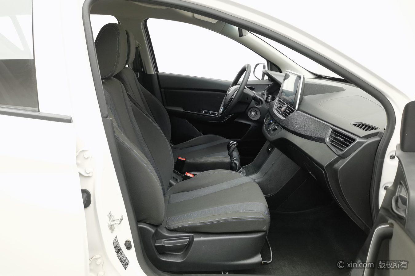 Baojun 310 2016 1.2L МКПП Комфорт