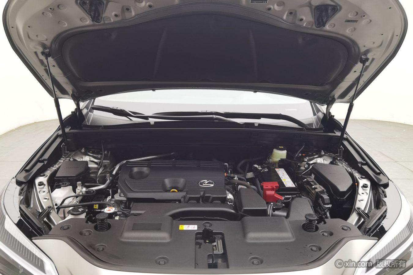 Lexus NX 2024 260