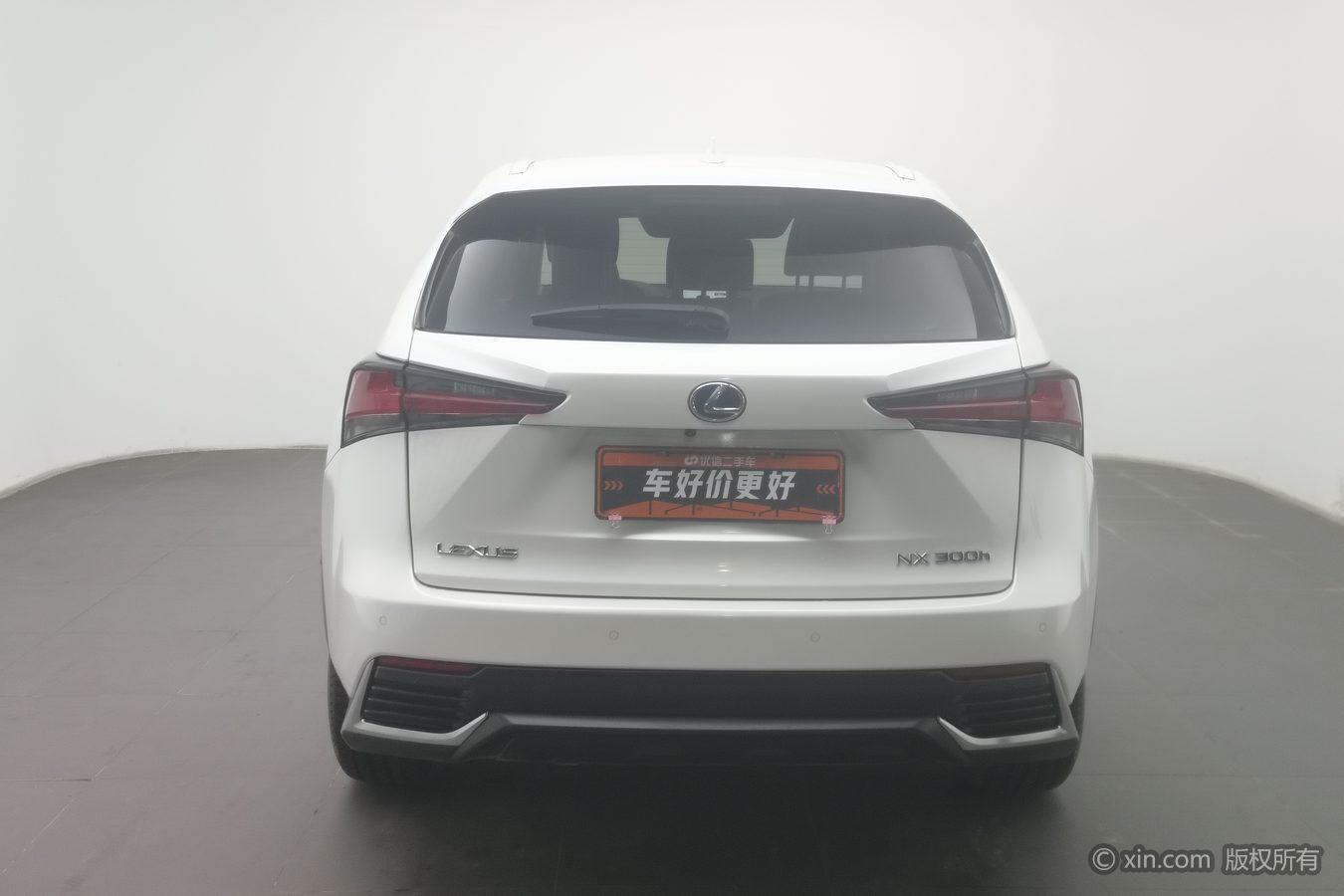 Lexus NX 2018 300h V