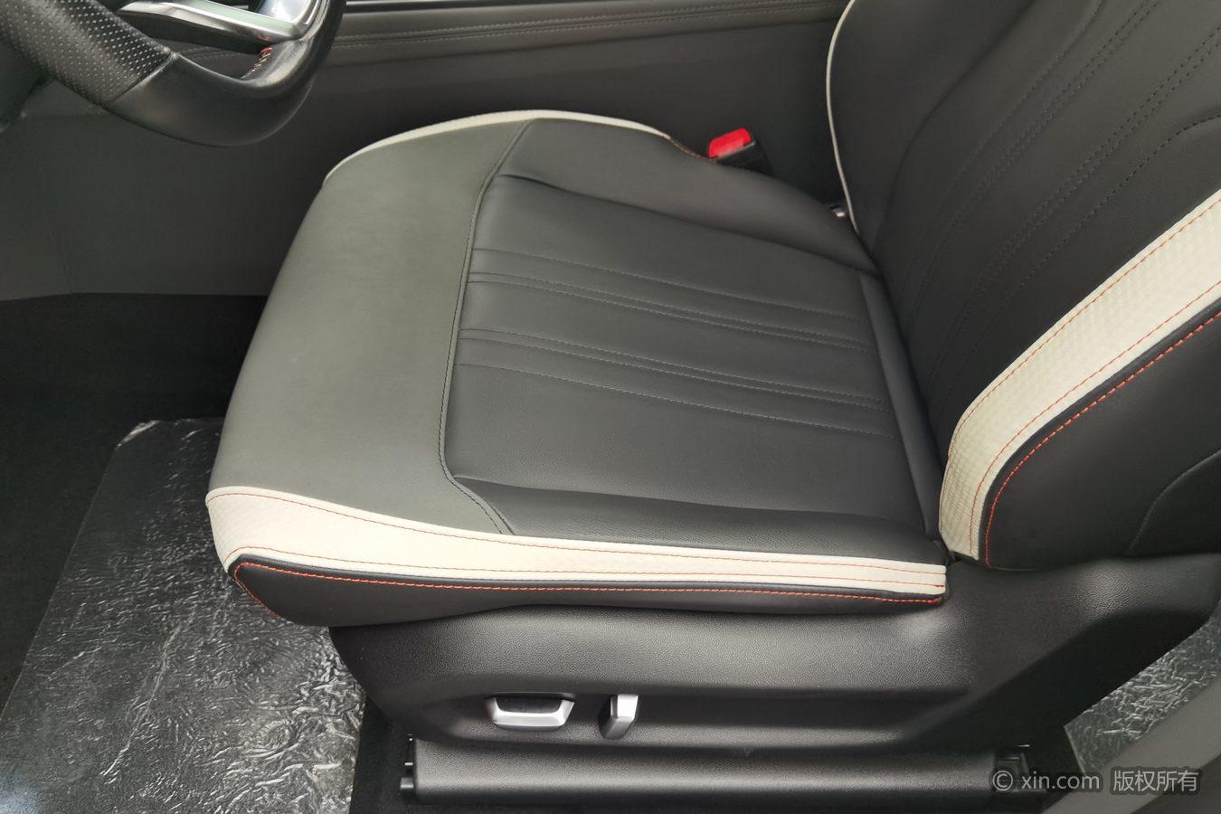 Baojun RC-6 2019 1.5T CVT 24 xiao shi zai xian Премиум