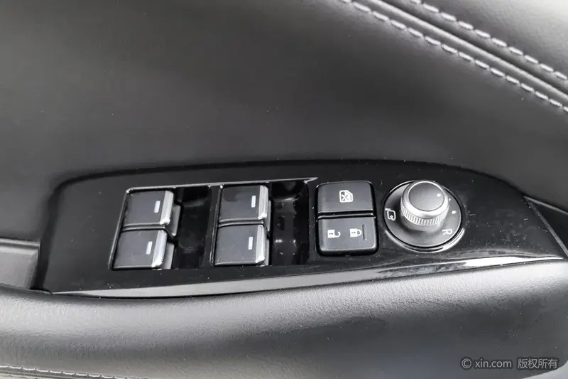 Mazda Atenza — фото 17