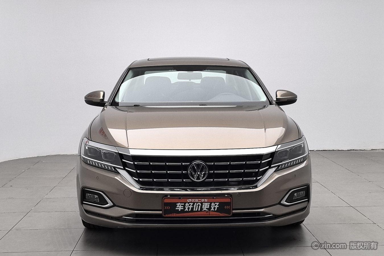Volkswagen Passat 2019 380TSI Luxury VI