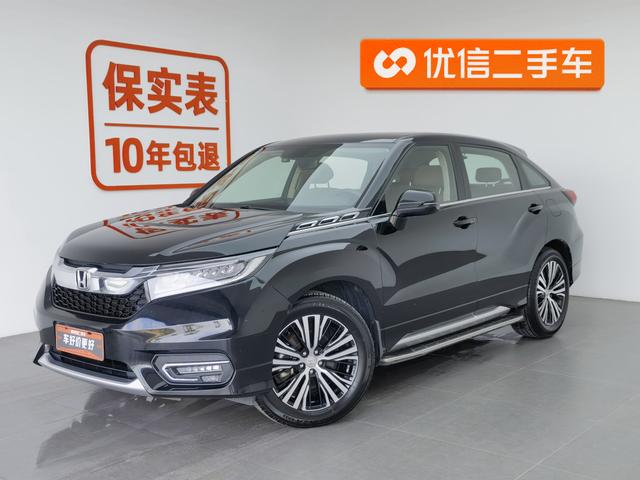Honda Avancier 2017 года выпуска
