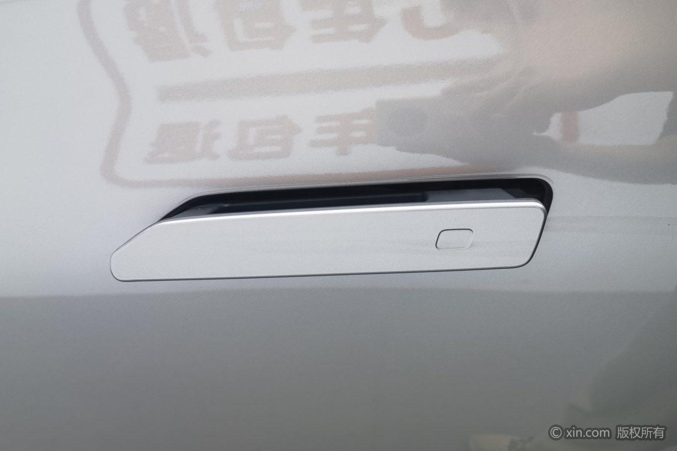 Chery Tiggo 9 9 2023 2.0T AT Luxury 5 мест