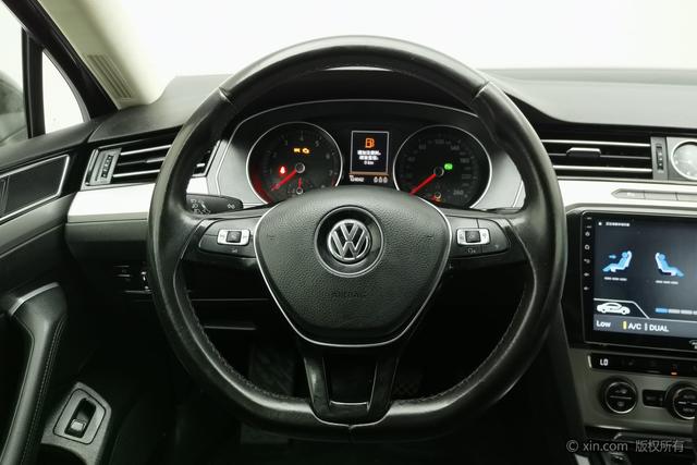 Volkswagen Variant 2017 380 TSI 2 WD — фото 14