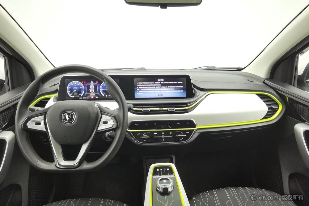 Changan BenBen E-Star, фото 12