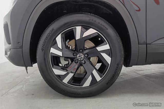 Volkswagen Teramont 2023 380 TSI 4 WD — фото 8