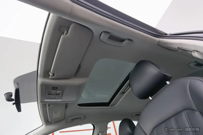 Volkswagen Passat — фото 15