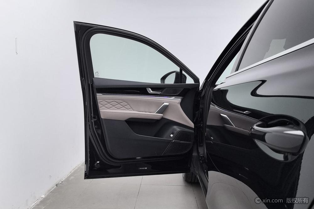 BYD Tang DM, фото 21