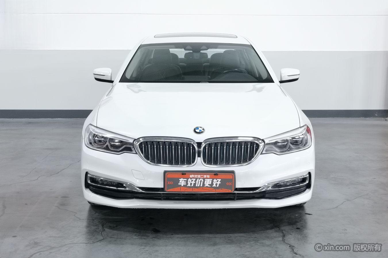 BMW 5 серииPHEV 5 PHEV 2019 530Le Luxury