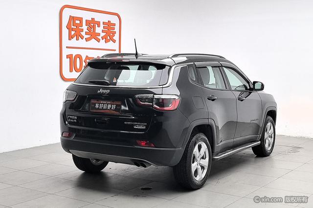 Jeep Compass 2017 200 T AT 4 WD — фото 4