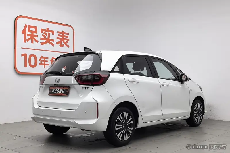 Honda Fit — фото 4
