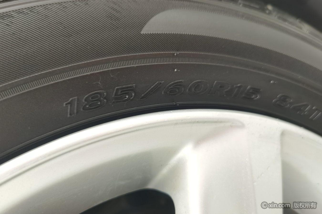 Volkswagen Polo 2013 1.6L MT Comfort