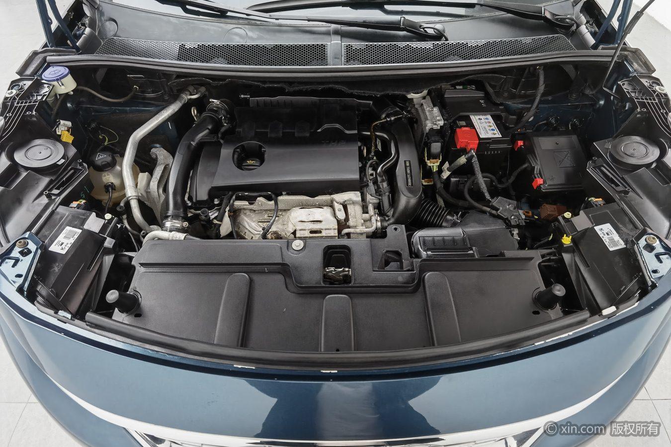 Peugeot 5008 2017 380THP 7 мест Luxury