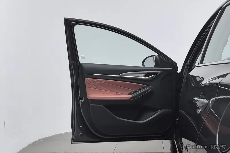 Changan Eado — фото 15