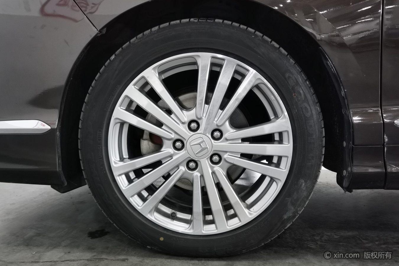 Honda Elysion 2016 2.4L
