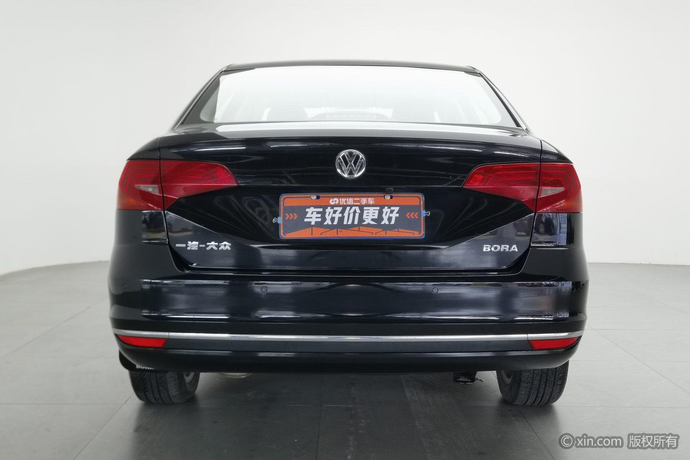 Volkswagen Bora 2016 1.6L AT Comfort