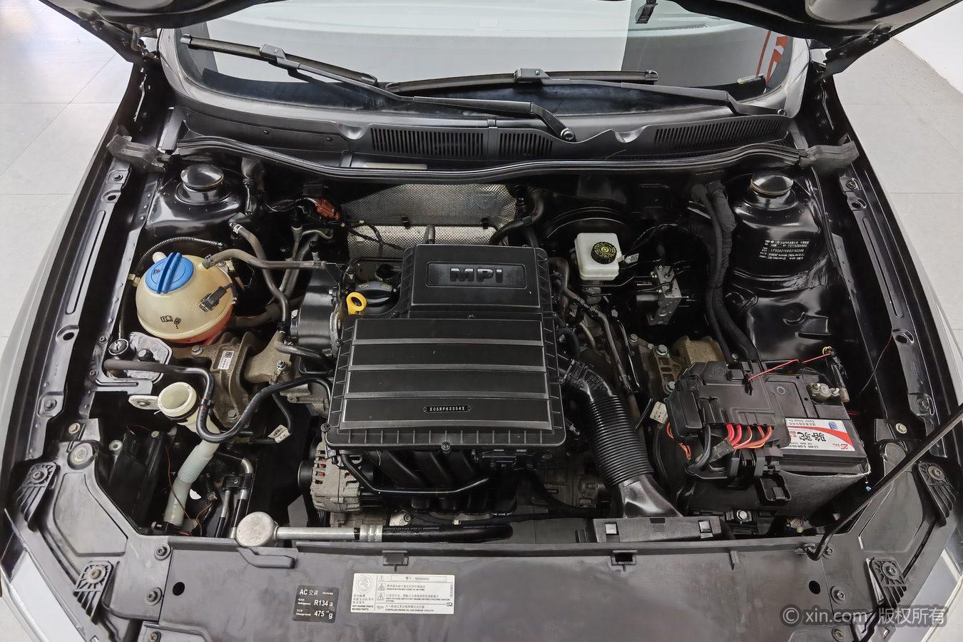Volkswagen Bora 2016 1.6L AT Comfort