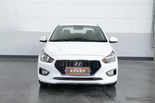Hyundai Verna 2017 1.4 L MT V — фото 2