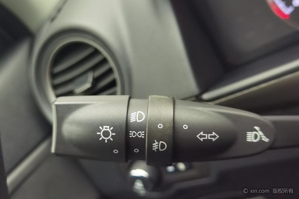 Roewe 350, фото 16