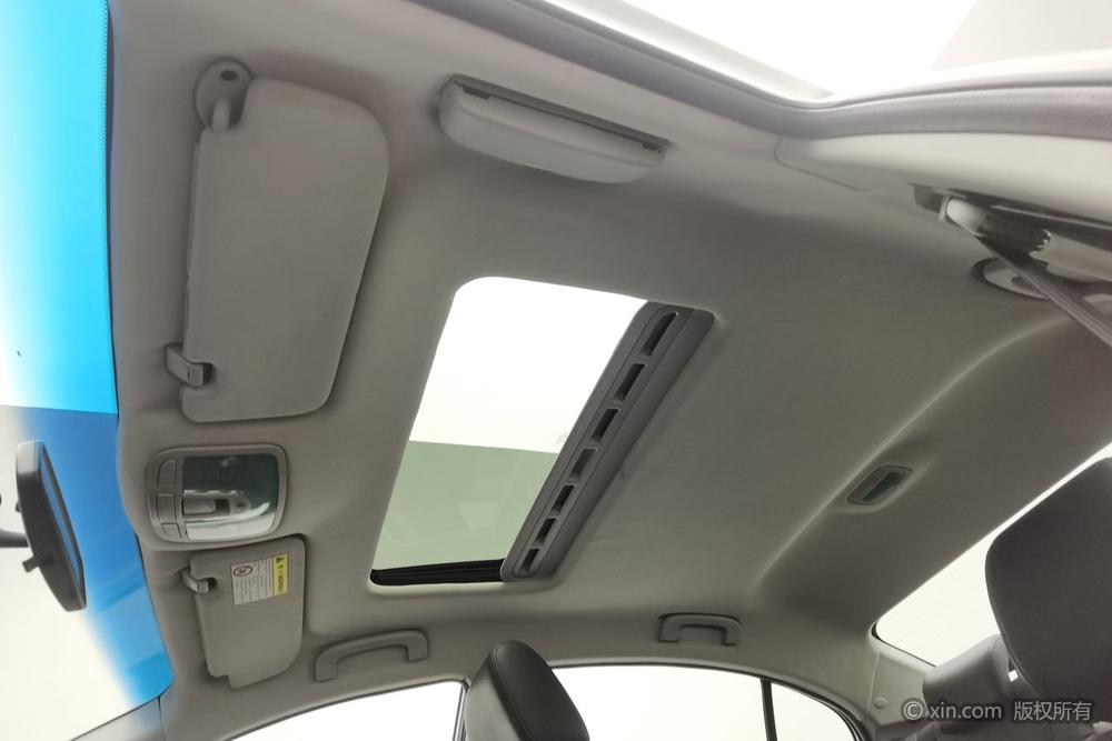 Roewe 350, фото 21