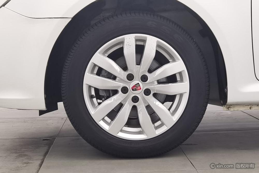 Roewe 350, фото 8
