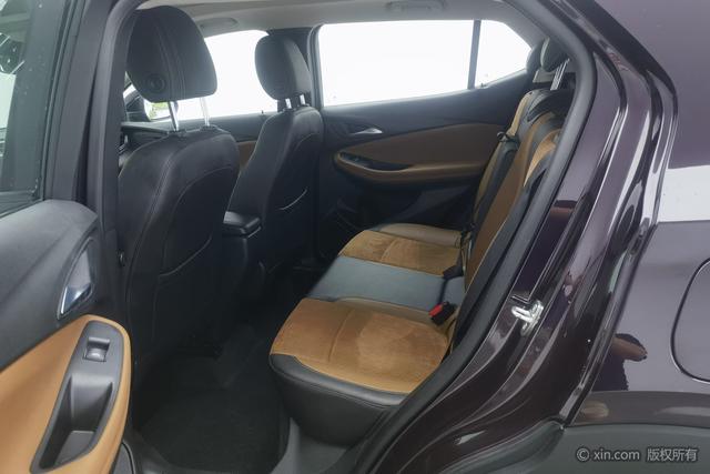 Buick GX 2020 20 T CVT 2 WDLuxury — фото 18