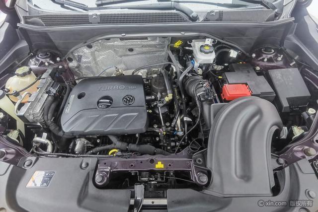 Buick GX 2020 20 T CVT 2 WDLuxury — фото 5