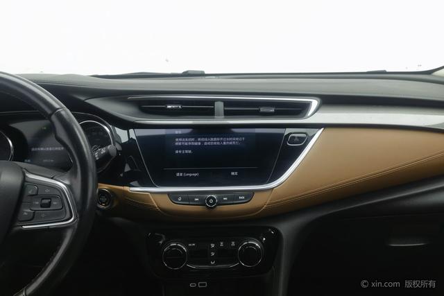 Buick GX 2020 20 T CVT 2 WDLuxury — фото 12