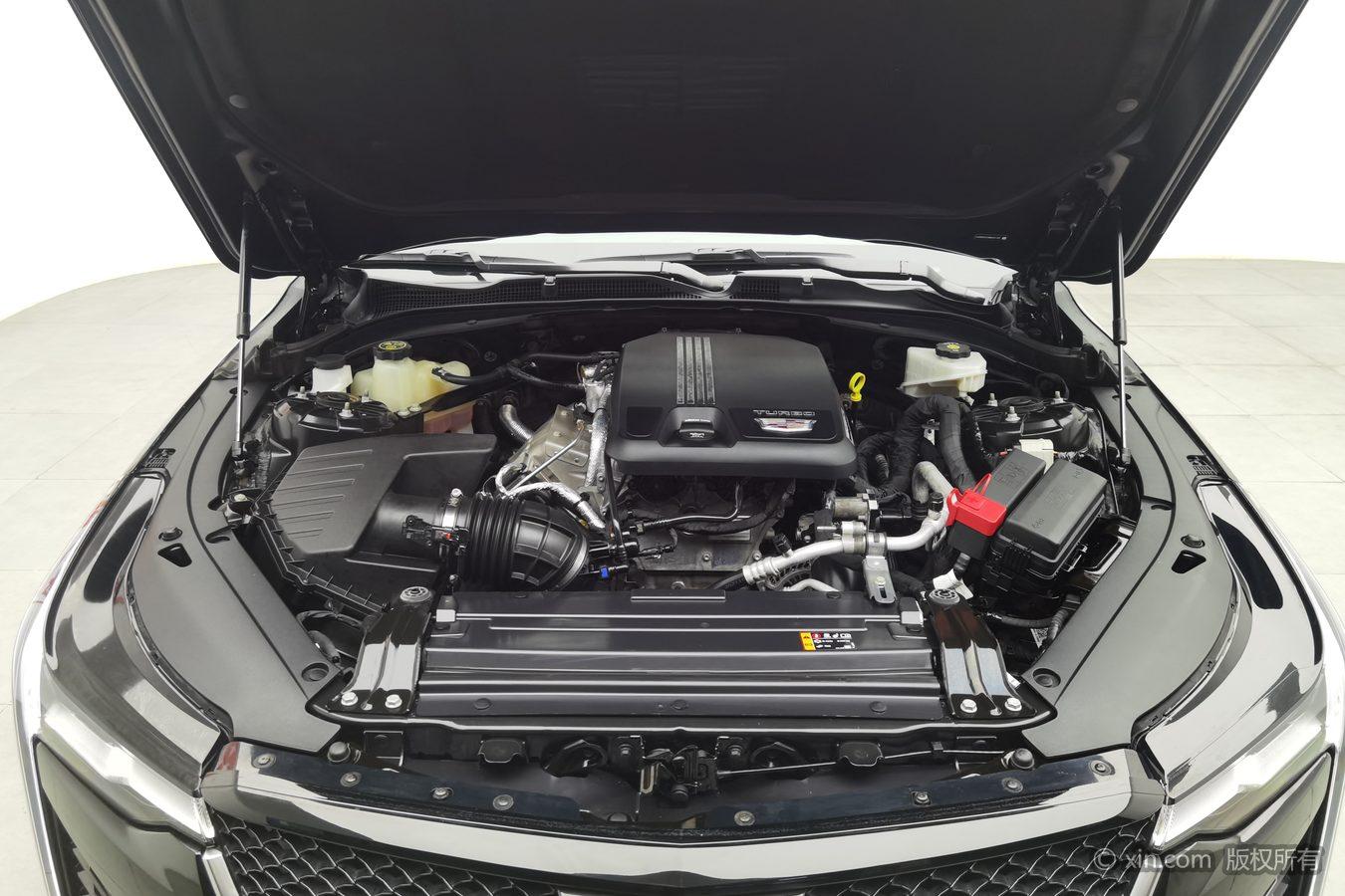 Cadillac CT4 2022 28T