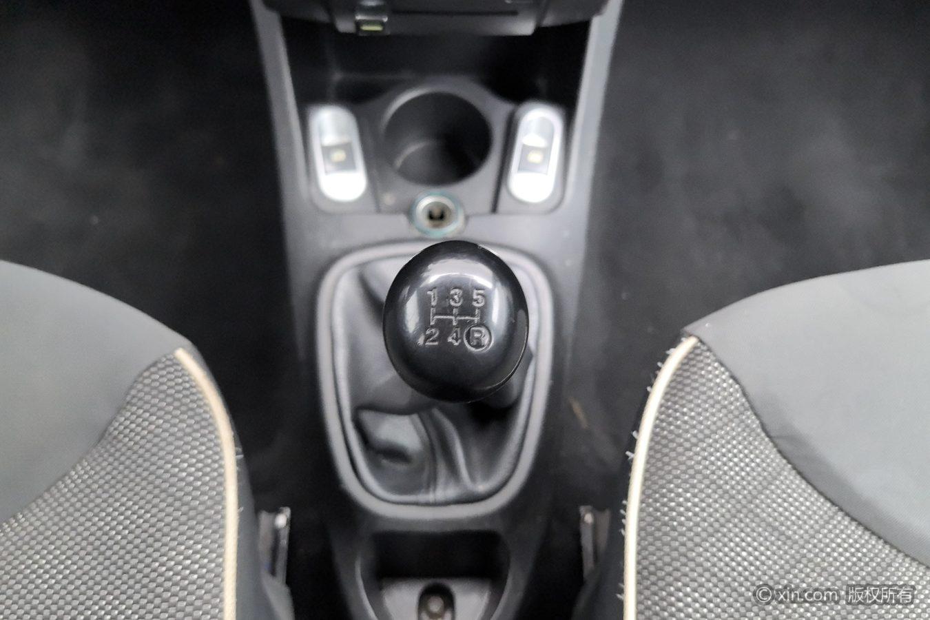 BYD F0 2015 1.0L yue ku xing