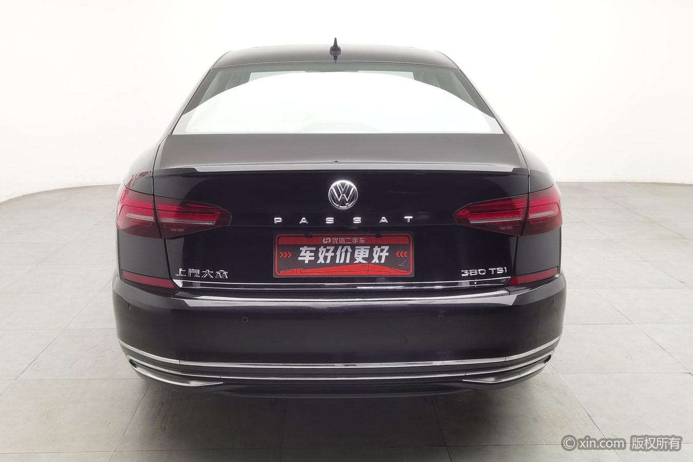 Volkswagen Passat 2020 380TSI Luxury VI