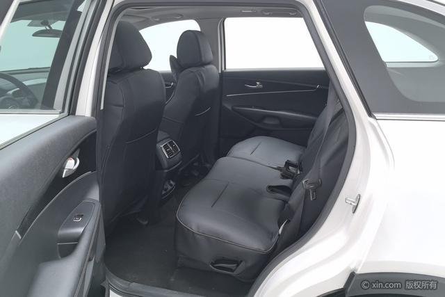 Kia Sorento 2016 L 2.4 L 4 WD 7 V — фото 19