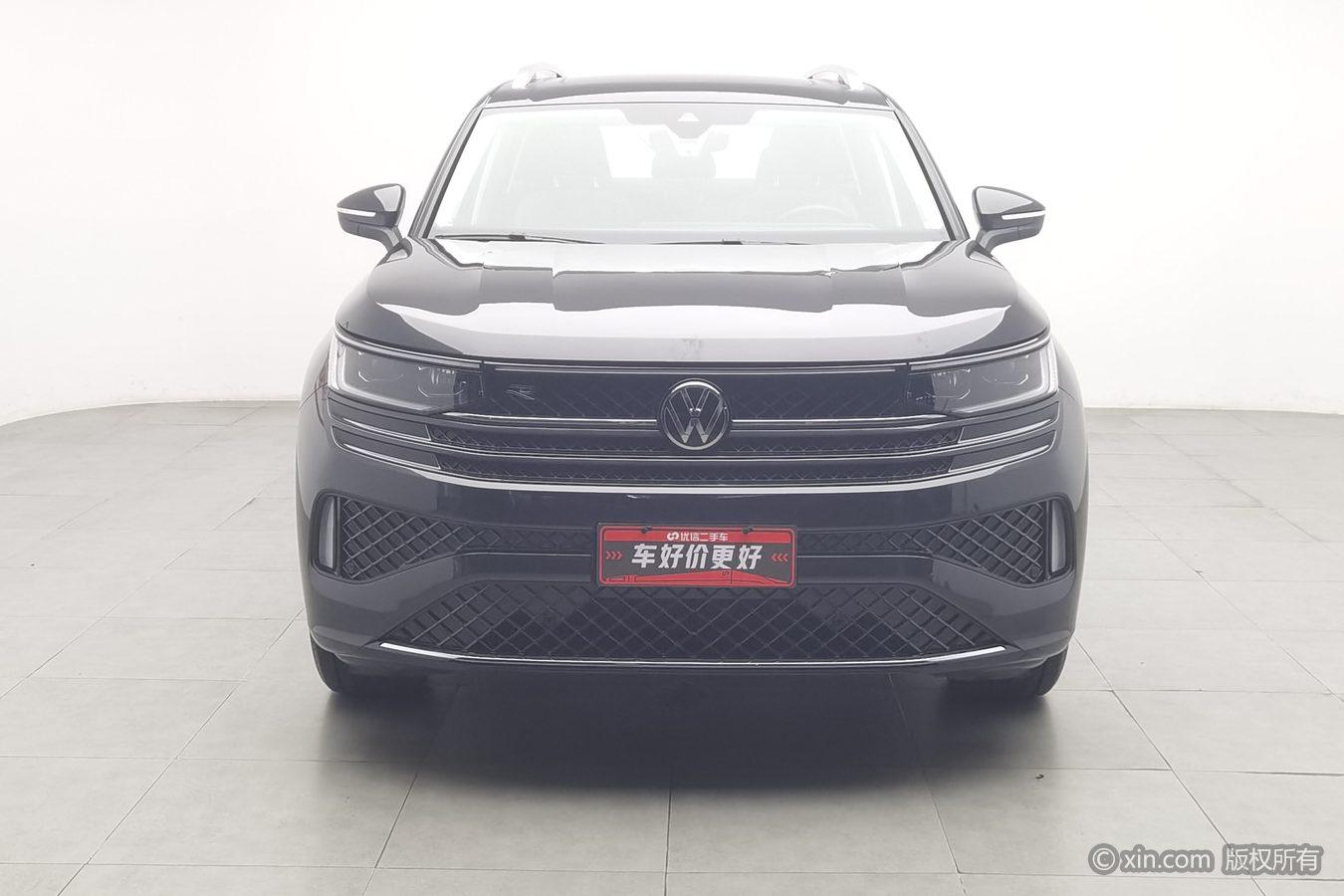 Volkswagen Tavendor 2023 380TSI R-Line